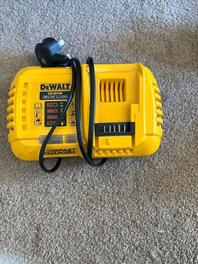 dewalt 3 piece kit with 3 batteries