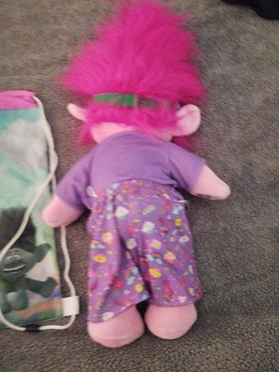 trolls poppy