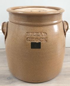 Kiltrea Pottery Bread Croc