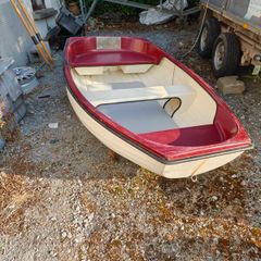 Fibreglass dingy