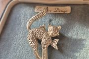 Vintage Solver Tone Cat Brooch