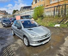 Peugeot 206 1.6 hdi or 2.0 hdi wanted