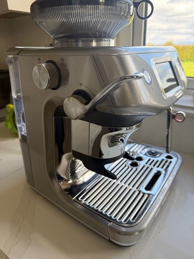 Sage Barista Impress Touch with full starter Kit