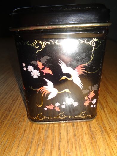 Vintage Oriental Tea Caddy for Sale