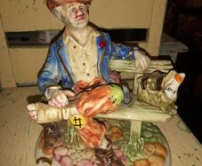 Capodimonte Tramp Figure
