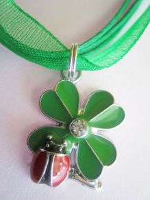 Irish St Patrick Day Clover Shamrock 4 leaf Pendant Necklace with Ladybird