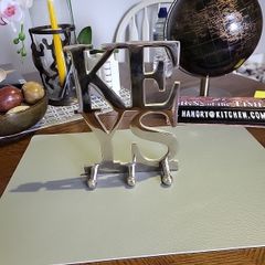 Key hanger