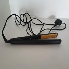 GHD Straightener
