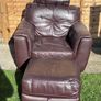 Red Leather Chair Set Image 4