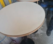 cafe round tables