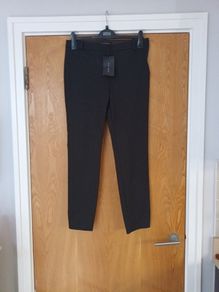 Zara Woman  Black Trousers.   S. M-12.  B.N.W.T.