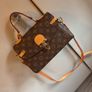 lv bag Image 3