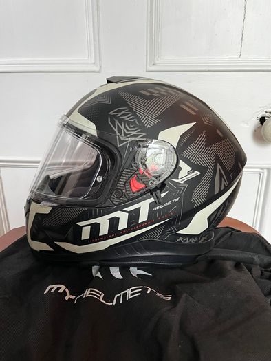Ladies Motorcycle Helmet