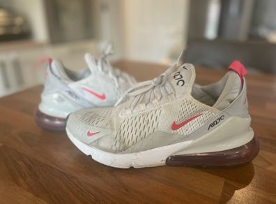 Nike Air Max 270