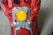 MARVEL AVENGERS  Disney Marvel Legends Nano Power Gauntlet
