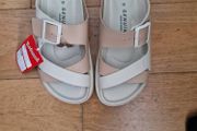 Womens bnwt Genuins 2 tone beige slip ons size 39/6