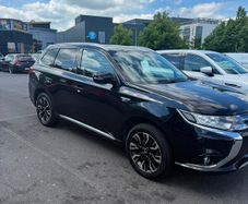 2016 (162) Mitsubishi Outlander 2.0L hybrid