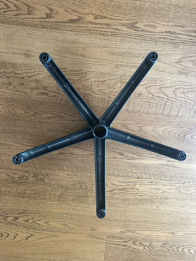 Herman Miller Aeron Base