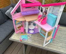 barbie mini dream house