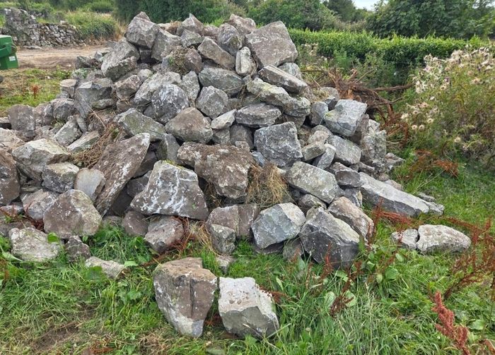 Building stone