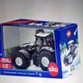 Siku diecast Model Xmas Tractor...1.32 scale Image 2
