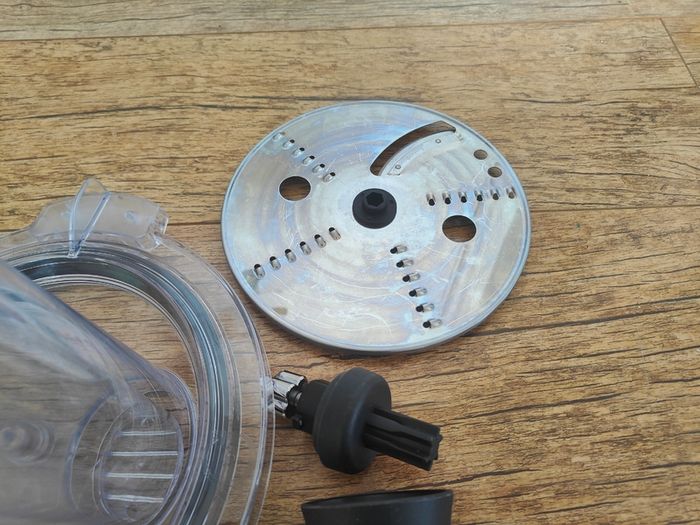 Monsieur Cuisine Food Processor Slicing & Grating Attachment Set
