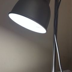 Desk lamp
