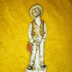 Old man farmer