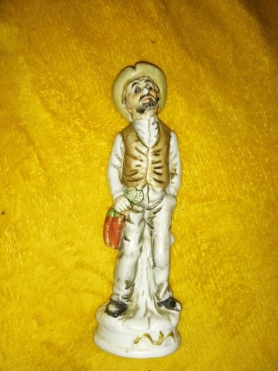 Old man farmer