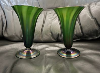 Art Nouveau Pair trumpet vases in green glass art. Approx. 1900