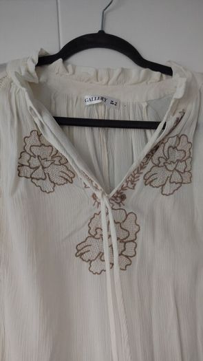 Gallery Blouse