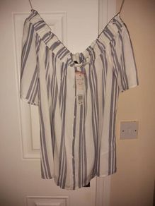 Ladies top Brand new