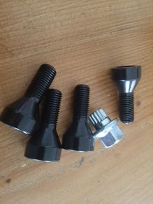 Wheel nuts