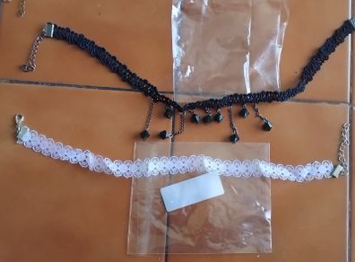 2 new lace necklaces
