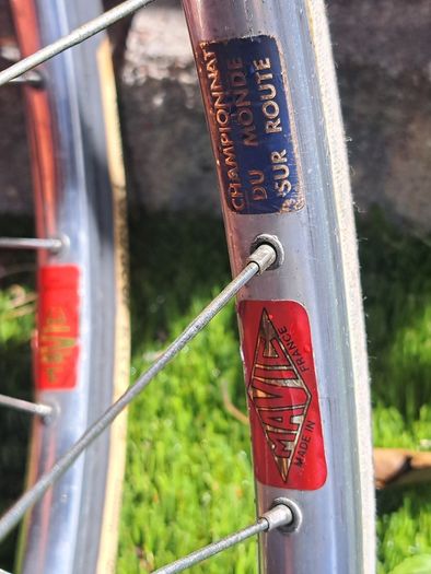 Clasic road bike wheels