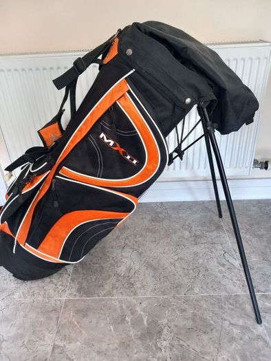 Dunlop golf bag with stand