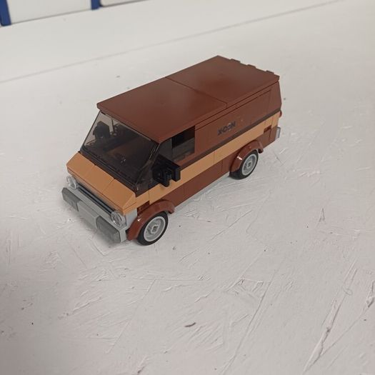 van from set 76192
