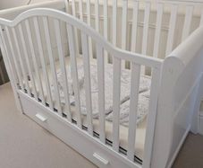 Cot bed