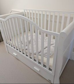 Cot bed
