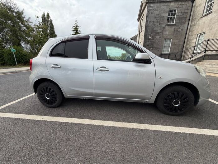Nissan March 2016
