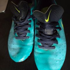 children's football boots