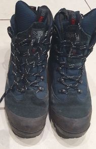 Hiking boots size 8