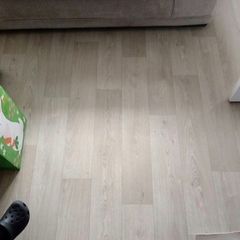 Lino flooring