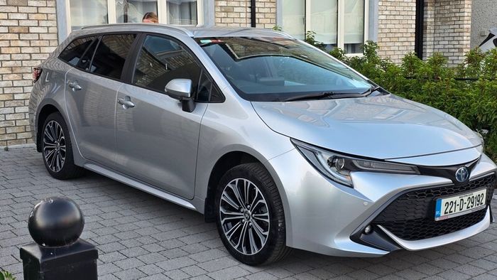 2022 Toyota Corolla Touring sport 1.8L Hybrid