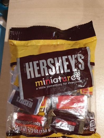 hershey's miniatures chocolates sweets