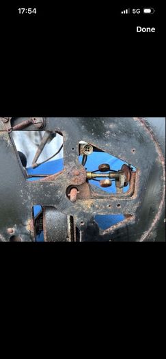 Turntable section of Edison gramophone