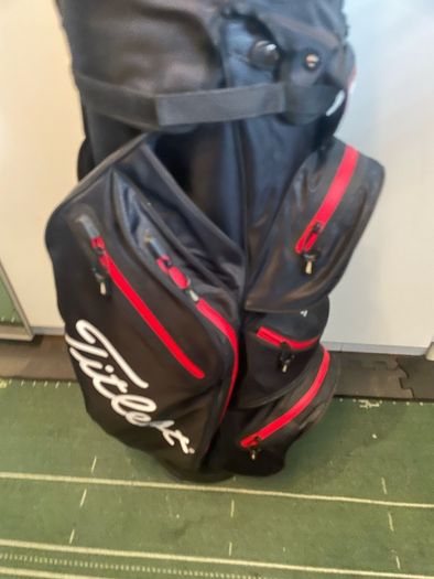 TaylorMade Stealth Golf Set