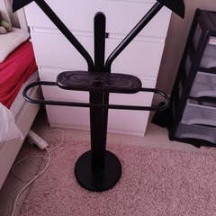 Valet stand