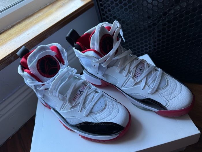 Air Jordan Jumpman Two Trey