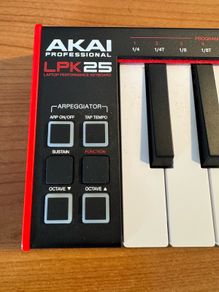 Akai LPK25 Mk2 Midi Controller Keyboard